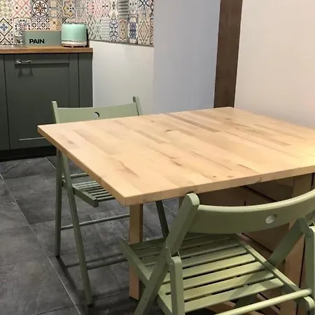 Apartman La Rose Beautiful Brand New In Souplex