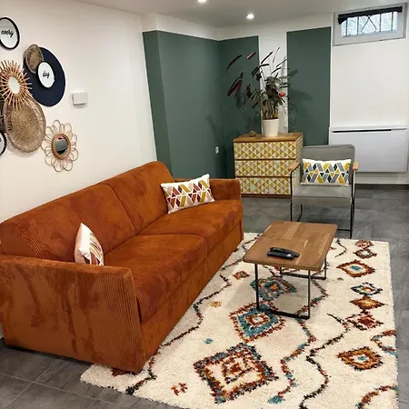 La Rose Beautiful Brand New In Souplex *
